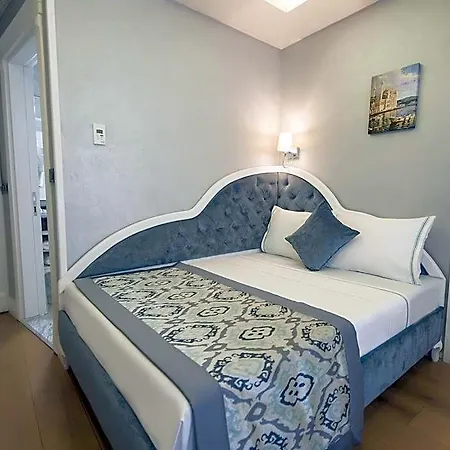 أنتوسا بالاس آند سبا 4*