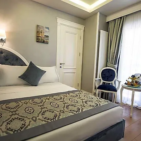 فندق أنتوسا بالاس آند سبا