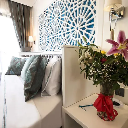 安图萨潘丽思spa酒店 酒店