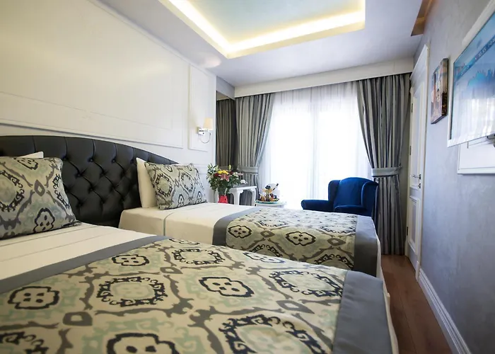 Отель Antusa Palace & 4*