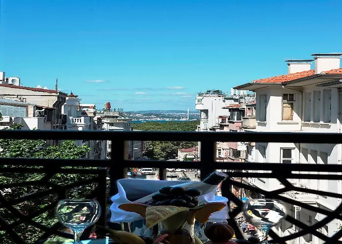 Antusa Palace & Стамбул