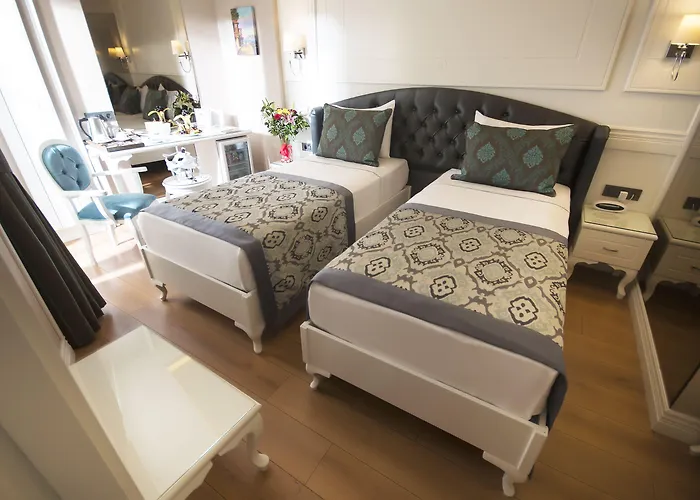 Отель Antusa Palace & Стамбул