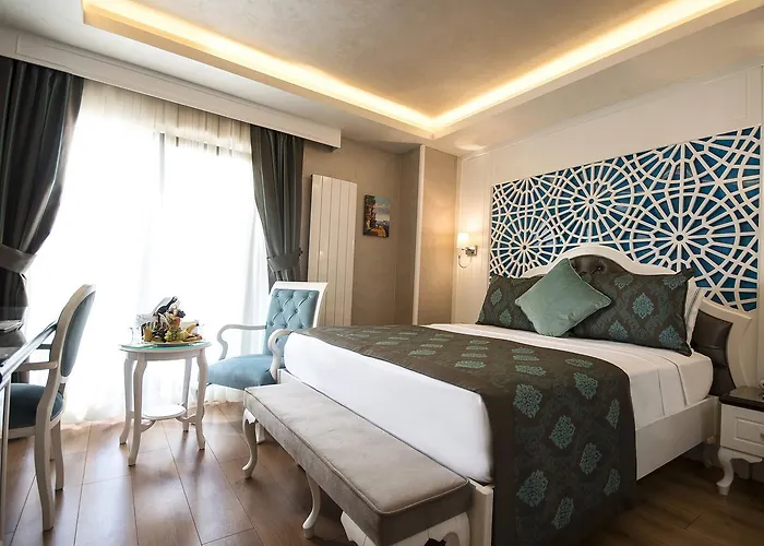 Antusa Palace & Отель 4*