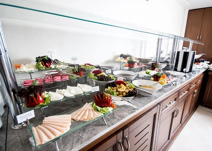 Antusa Palace & Отель