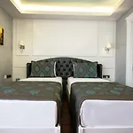 酒店 安图萨潘丽思spa酒店 4*