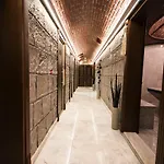 安图萨潘丽思spa酒店