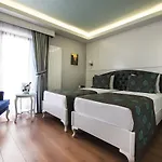 安图萨潘丽思spa酒店 4*