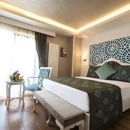 Antusa Palace & Ξενοδοχείο 4*