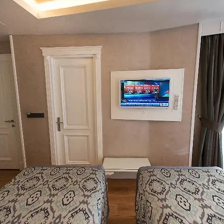 Otel Antusa Palace & İstanbul